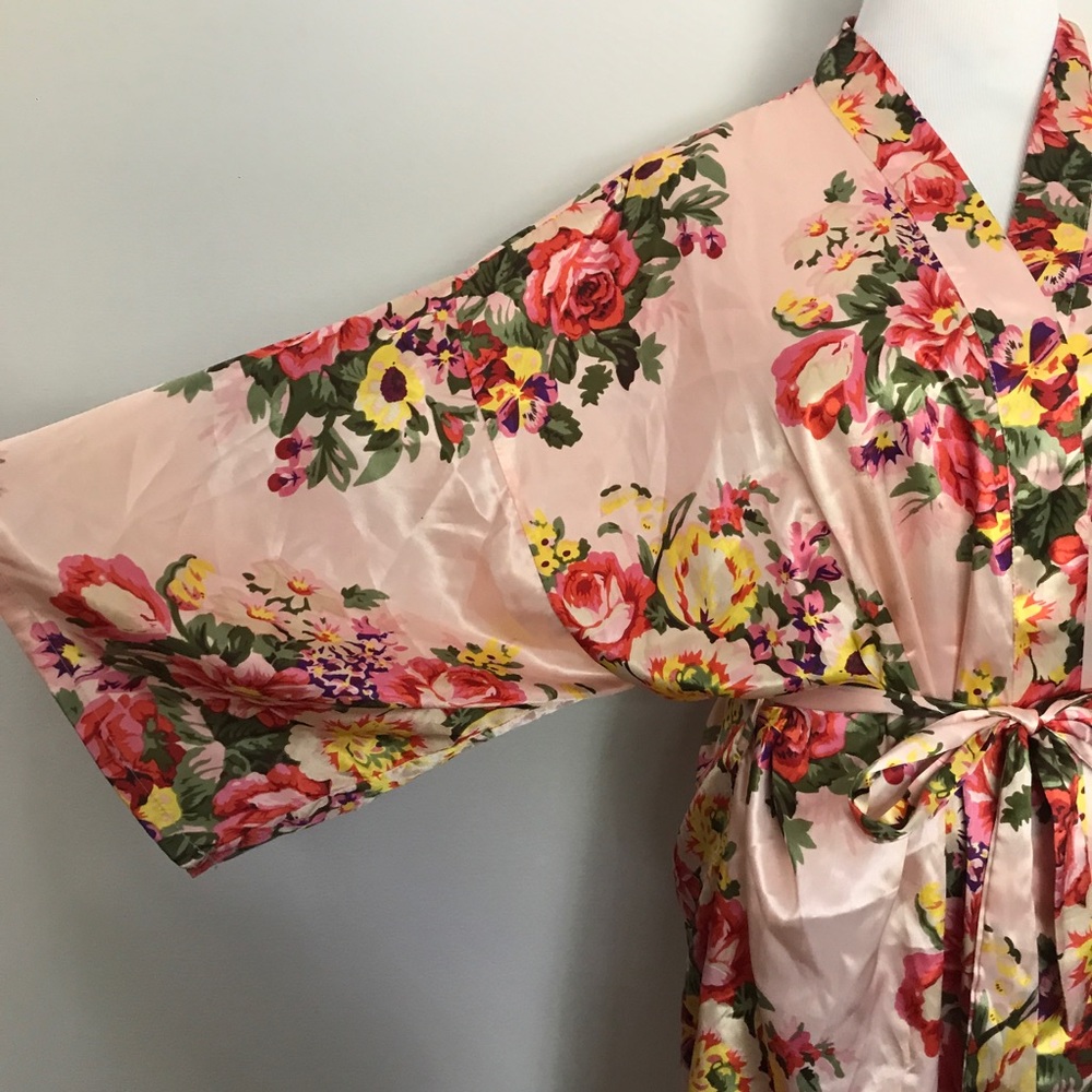 Bridesmaid light pink floral robe kimono style xxl